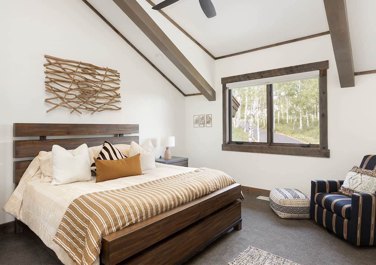 rustic-bedroom