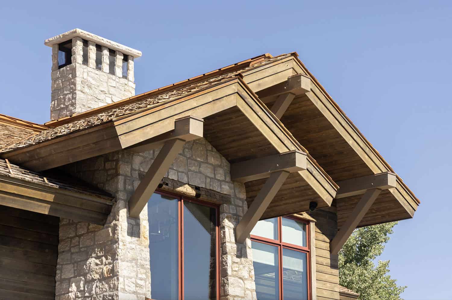 barndominium-style-home-exterior