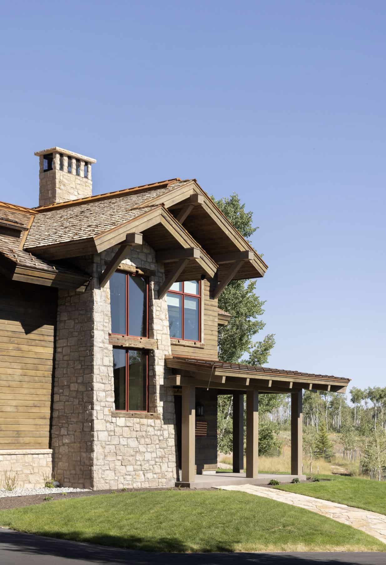 barndominium-style-home-exterior