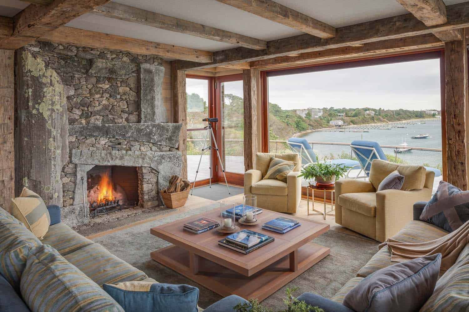 beach-house-living-room
