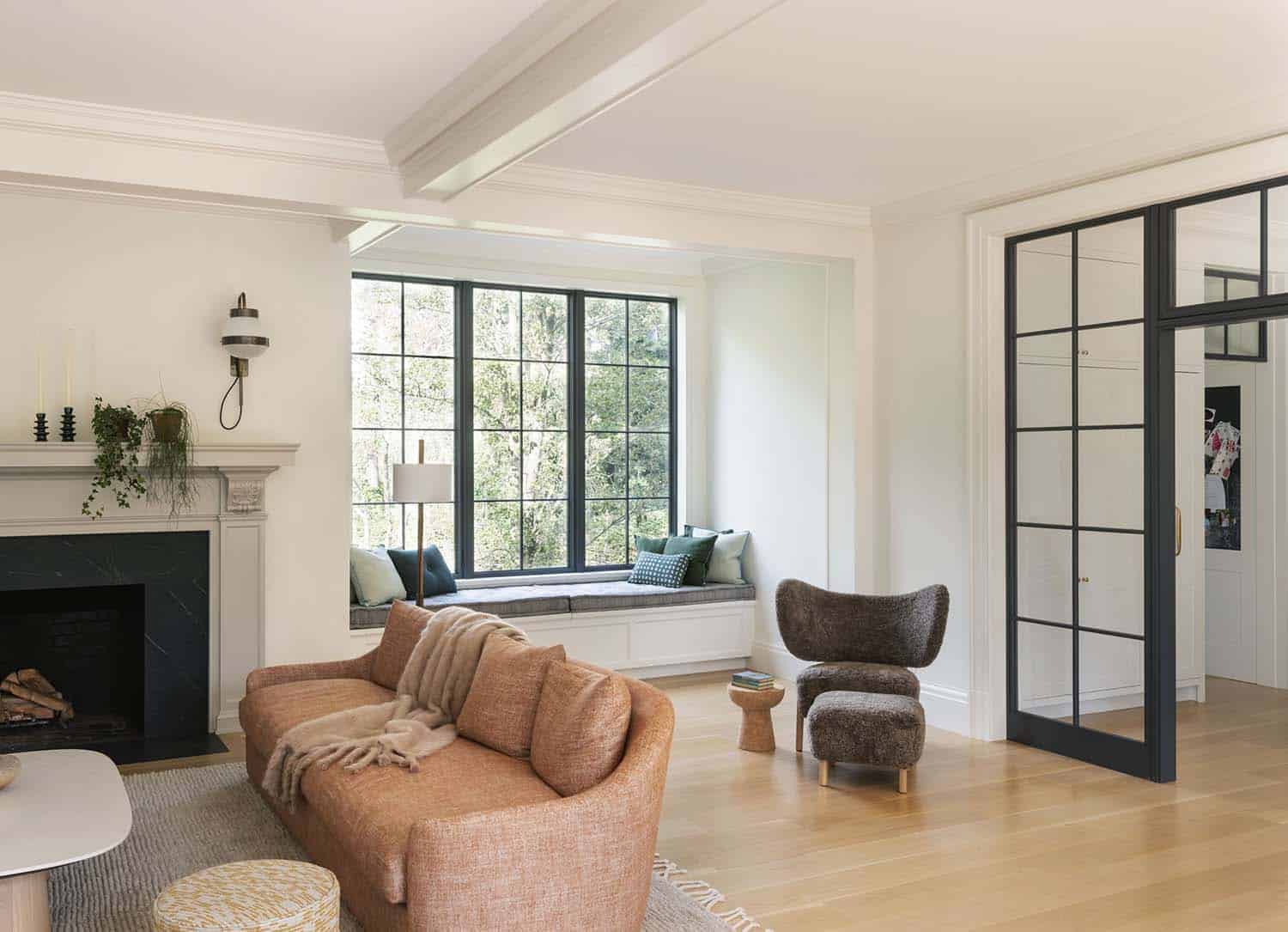 colonial-revival-living-room