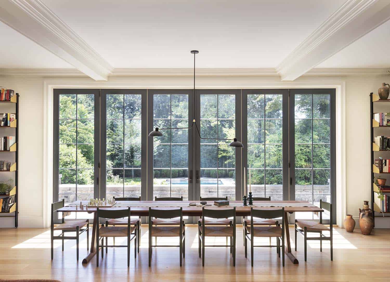 colonial-revival-dining-room