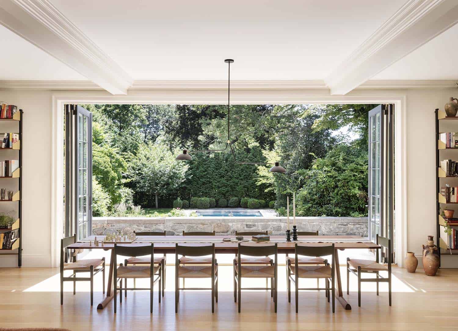 colonial-revival-dining-room