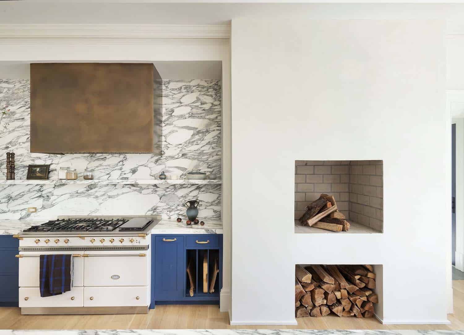 colonial-revival-kitchen