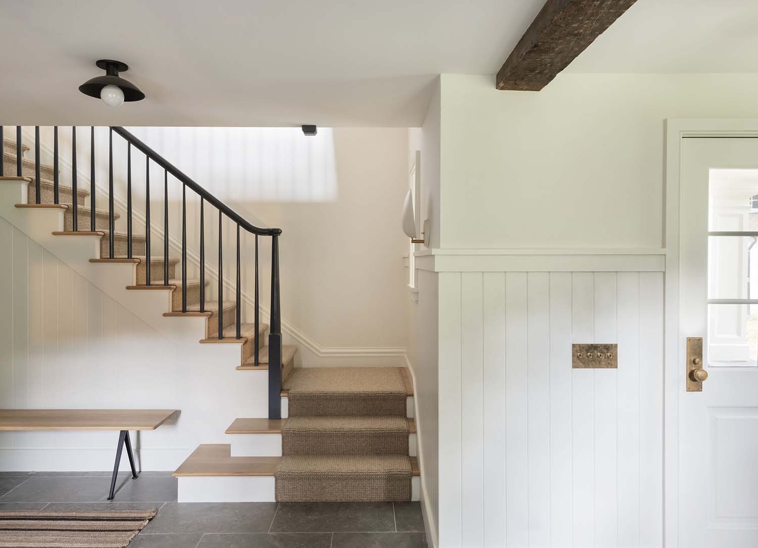 colonial-revival-staircase