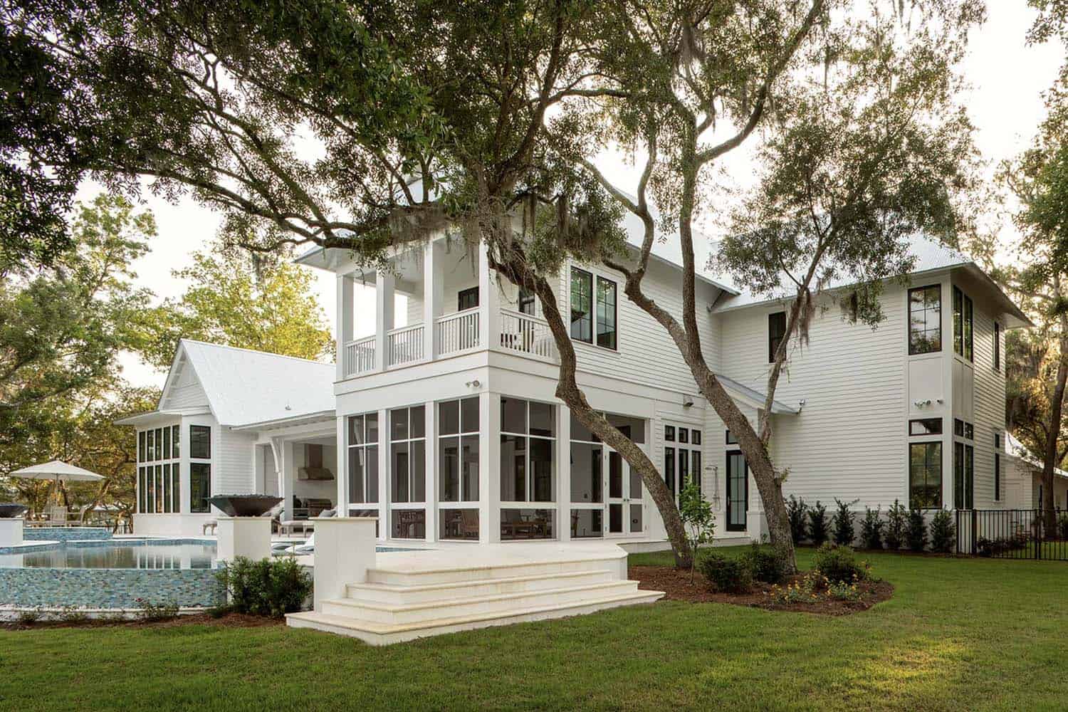 beach-house-exterior