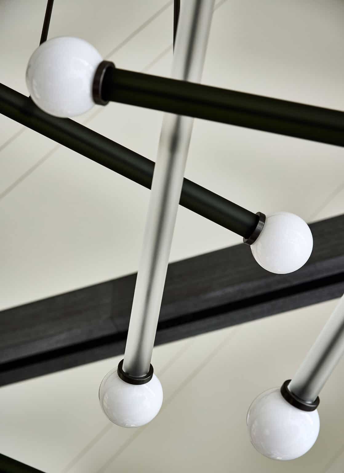 modern-dining-room-light-fixture-detail