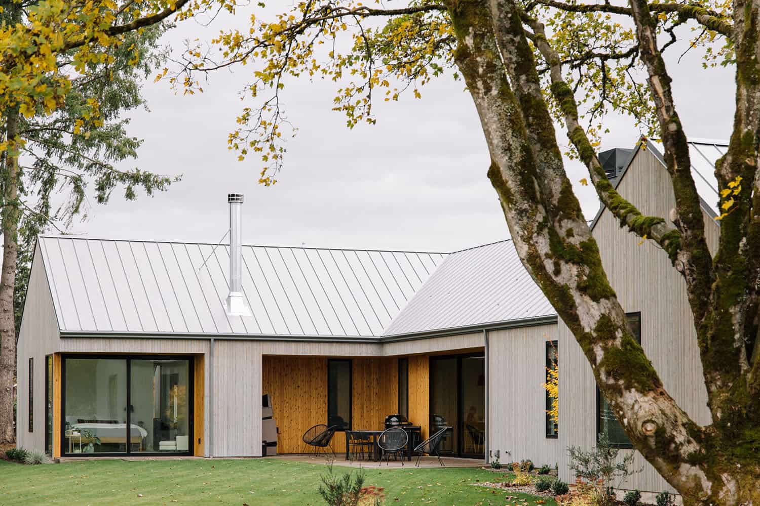 modern-scandinavian-home-exterior