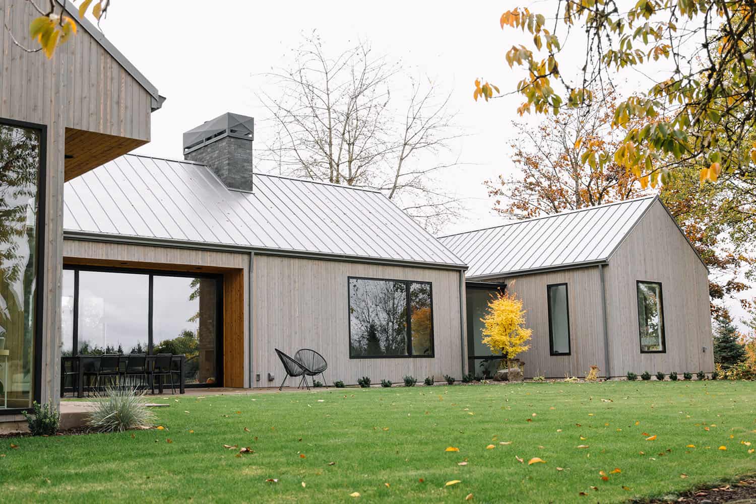 modern-scandinavian-home-exterior
