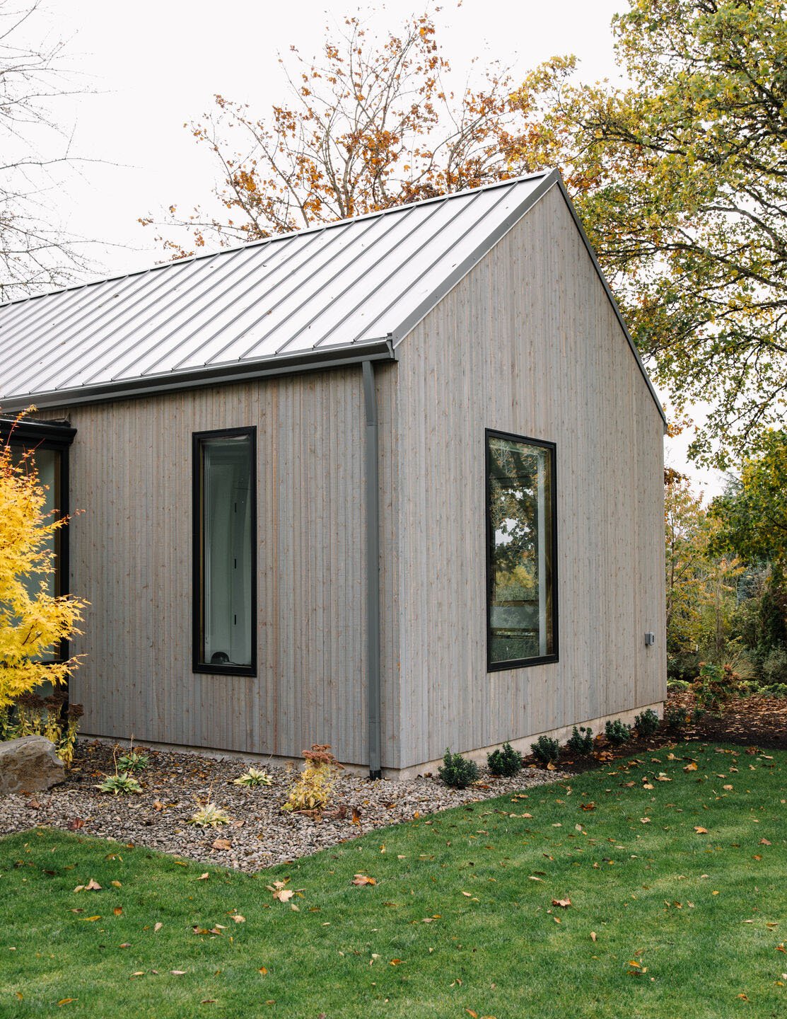modern-scandinavian-home-exterior