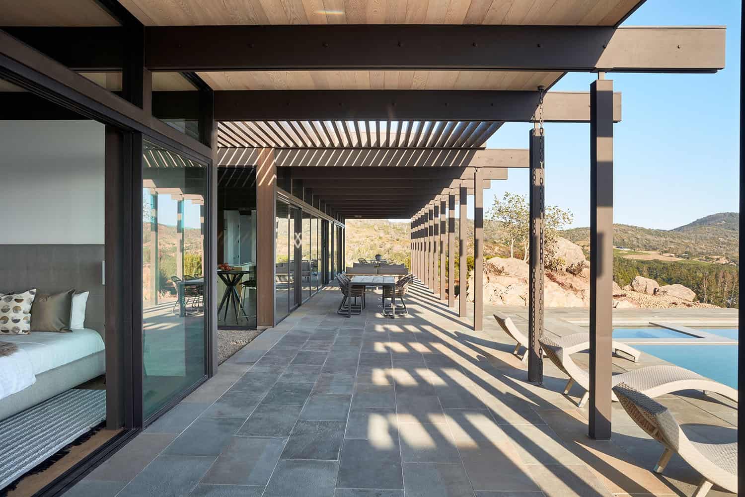 modern-home-exterior-covered-patio