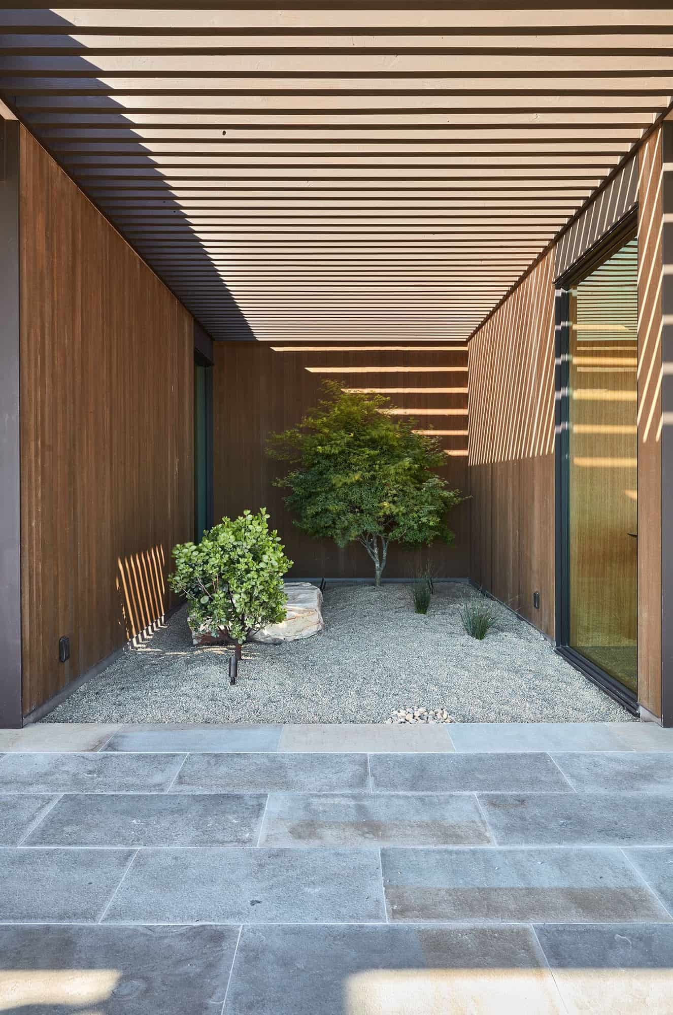modern-home-exterior