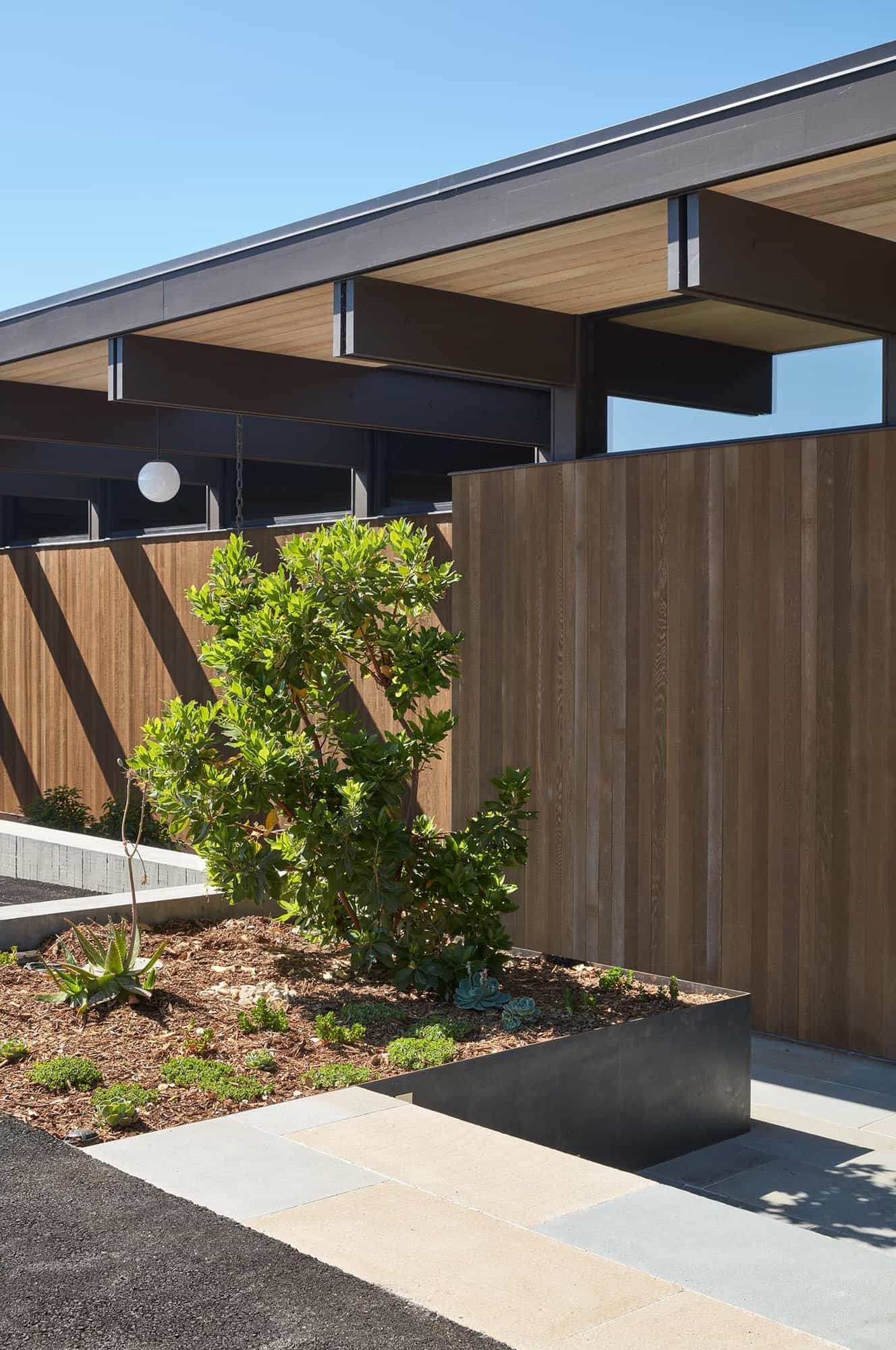 modern-home-exterior
