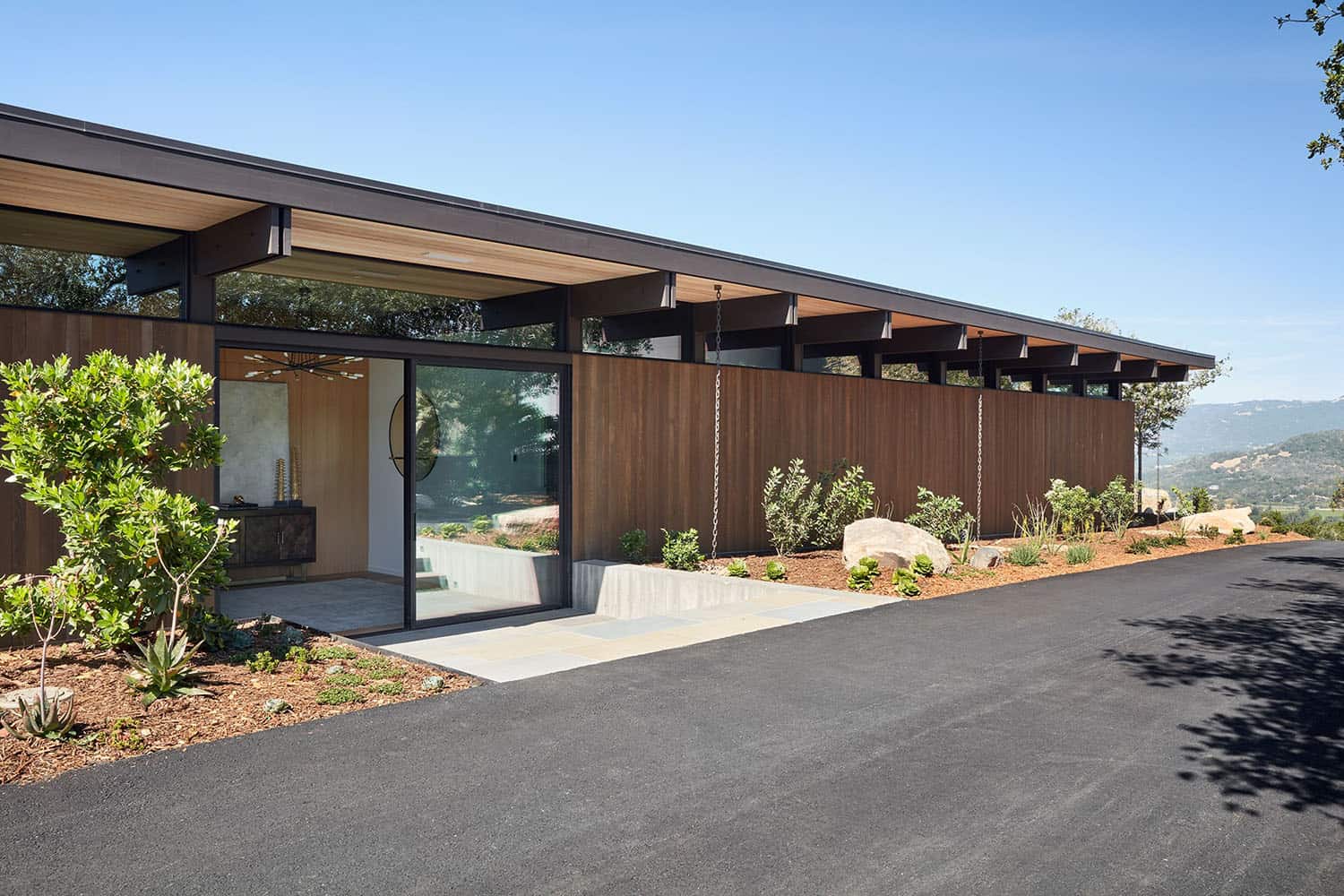 modern-home-exterior