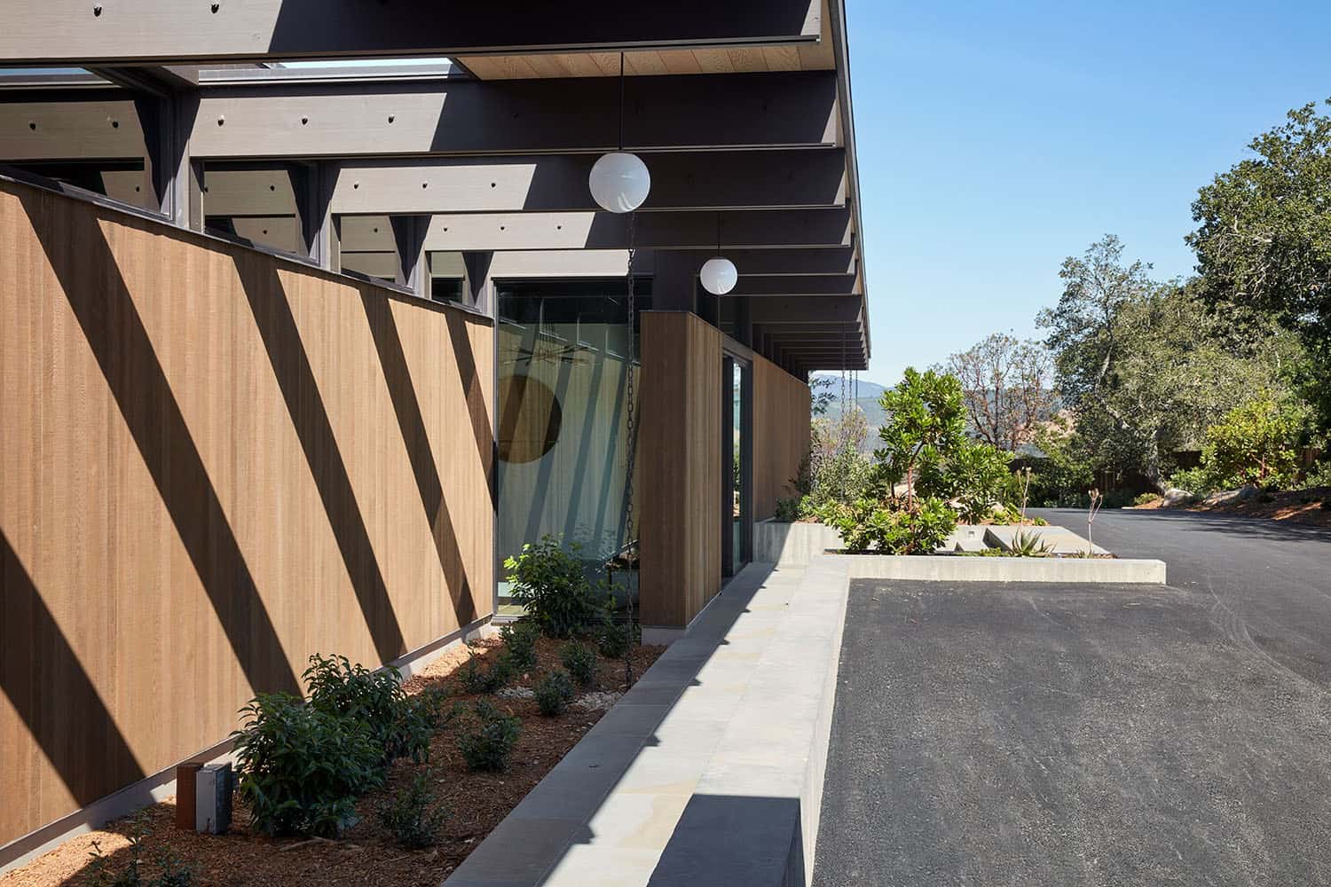 modern-home-exterior