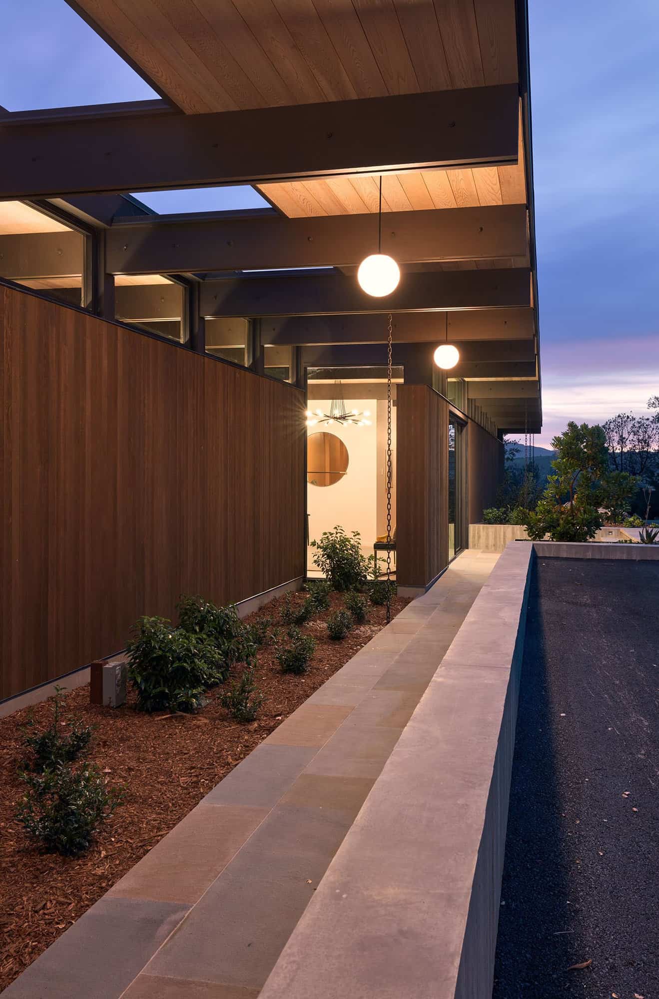 modern-home-exterior