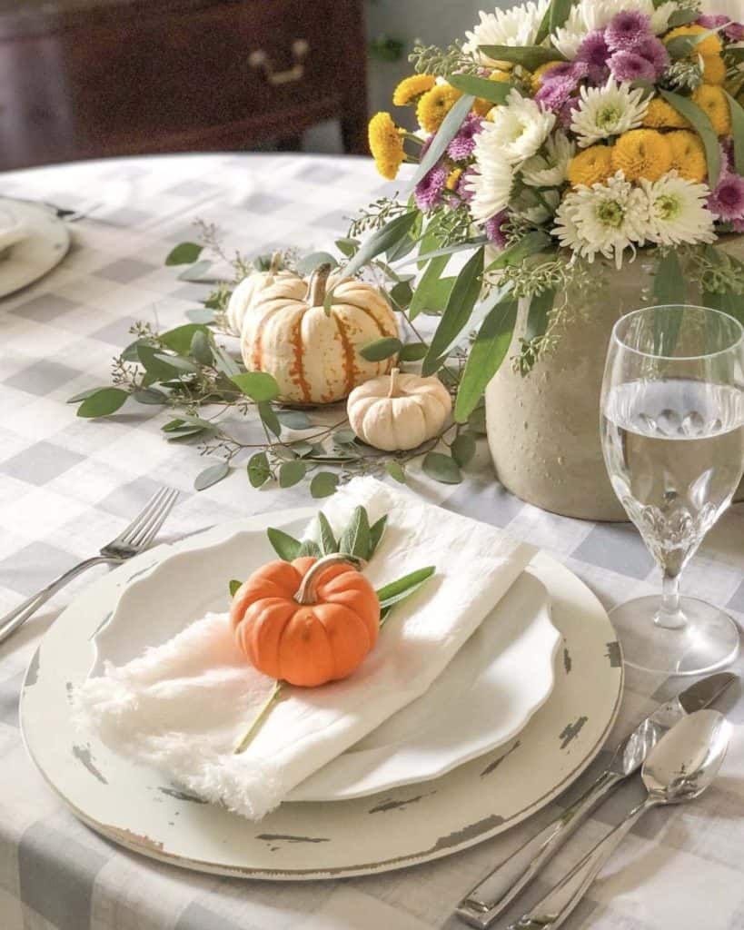 30 Amazing DIY Decor Ideas For Your Thanksgiving Dining Table