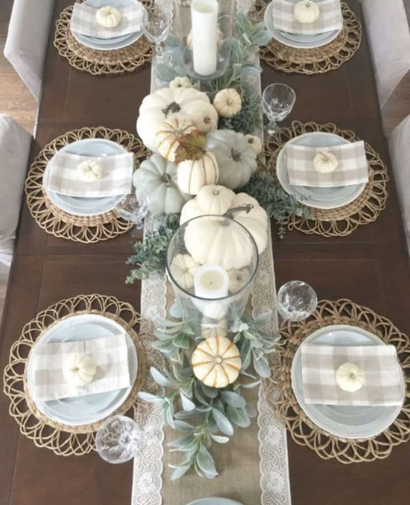 30 Amazing DIY Decor Ideas For Your Thanksgiving Dining Table