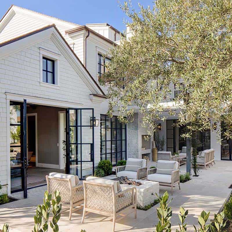 east-coast-style-beach-house-exterior