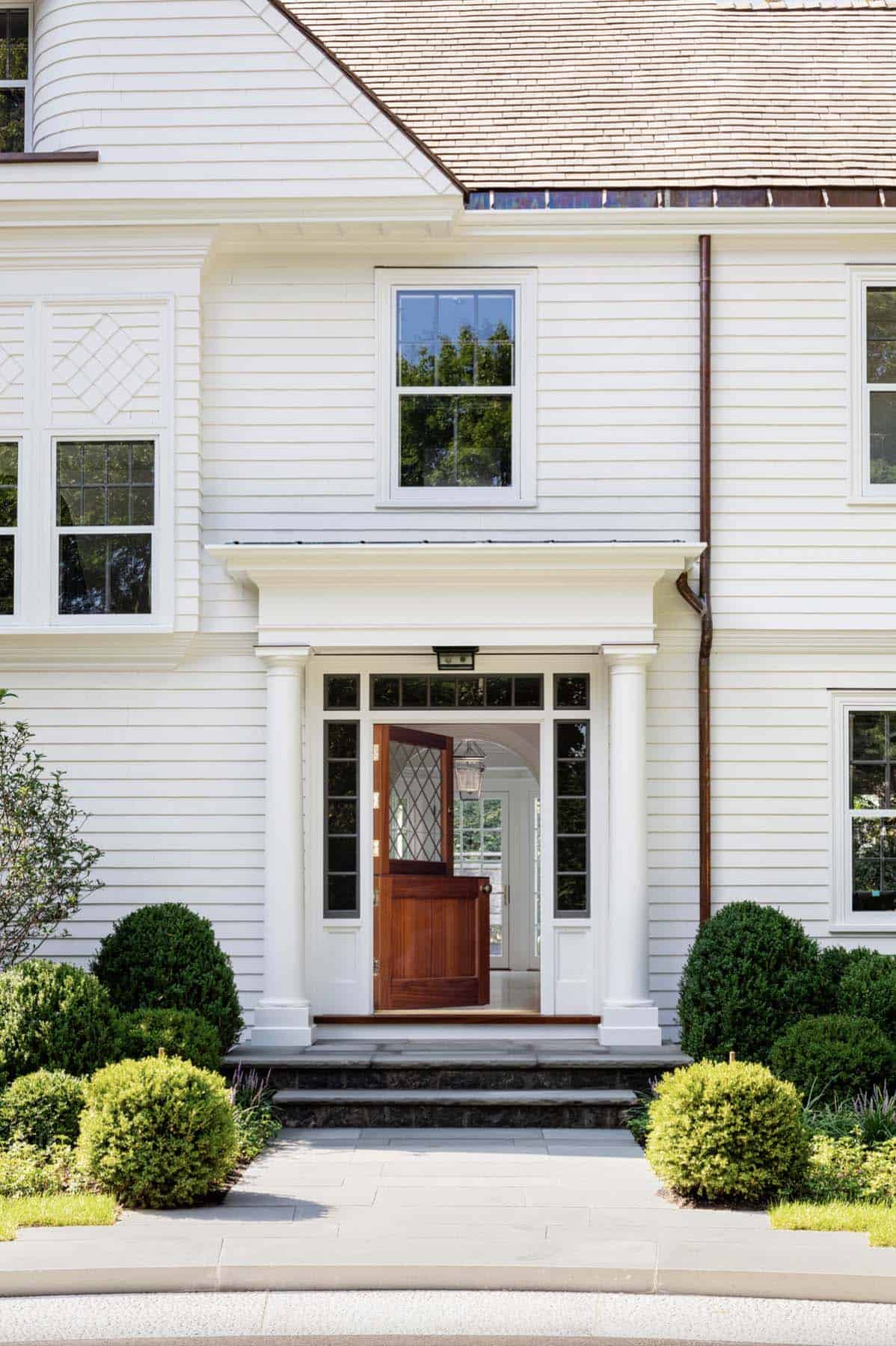 traditional-home-front-door