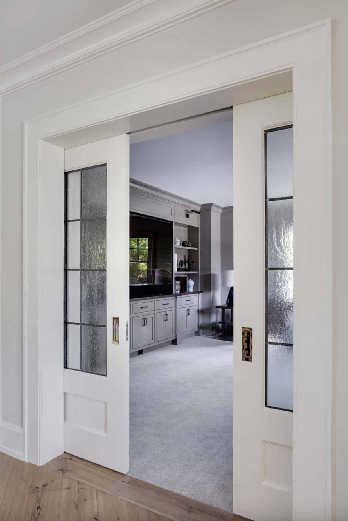 traditional-media-room