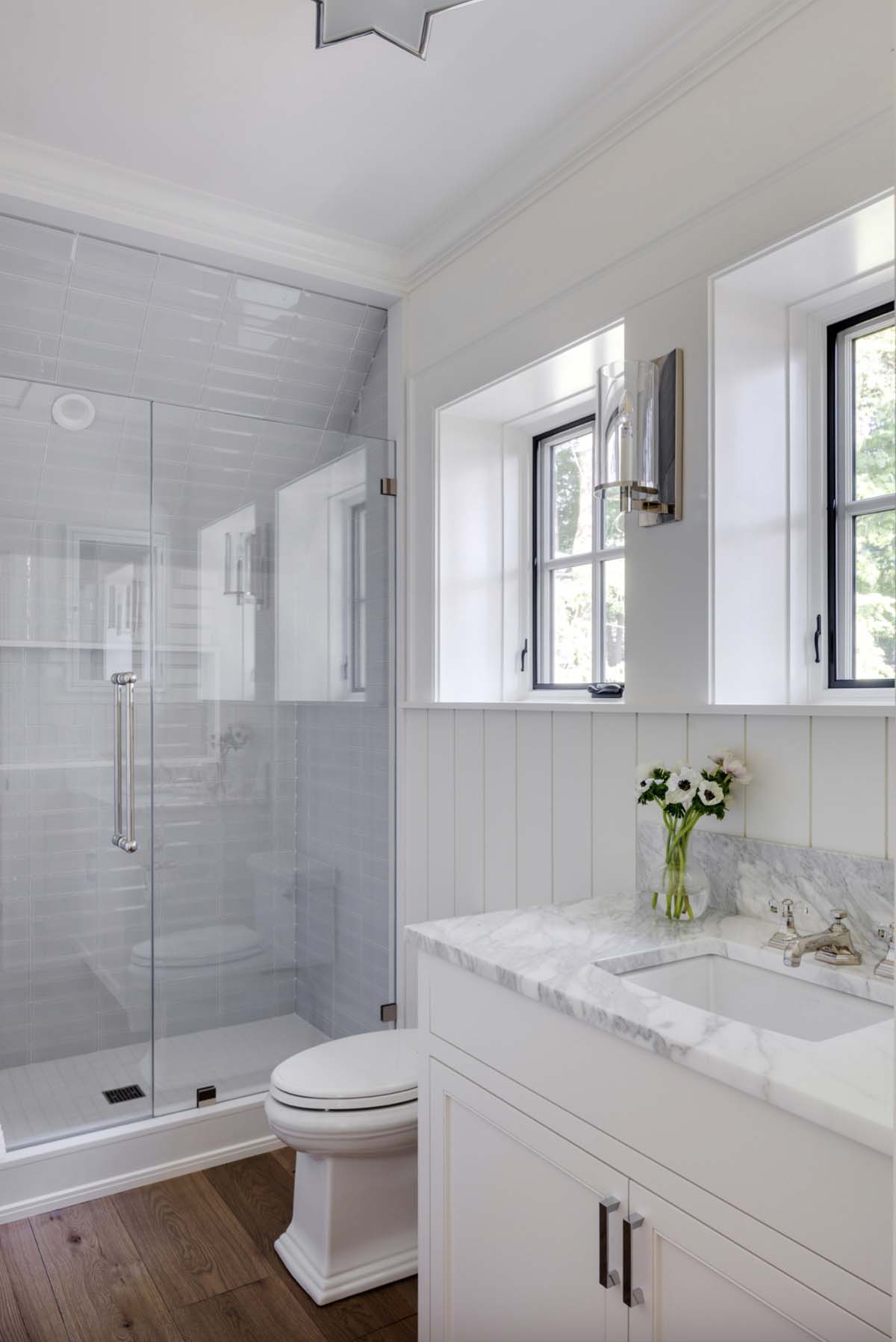 traditional-bathroom