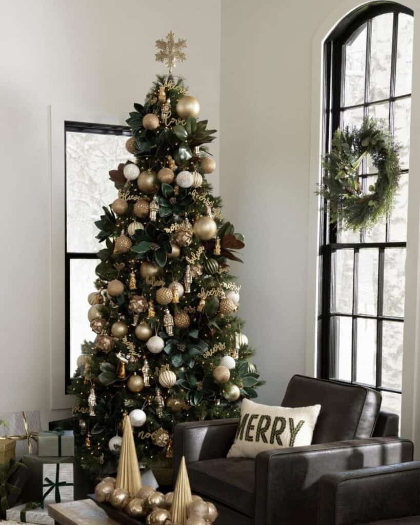 Have A Magical Christmas: 80 Decorating Ideas For Holiday Cheer