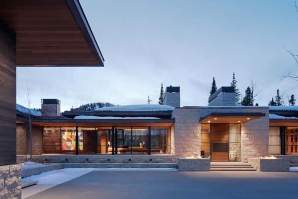 featured posts image for Step into this mountain ski house in the astounding Wasatch Mountains