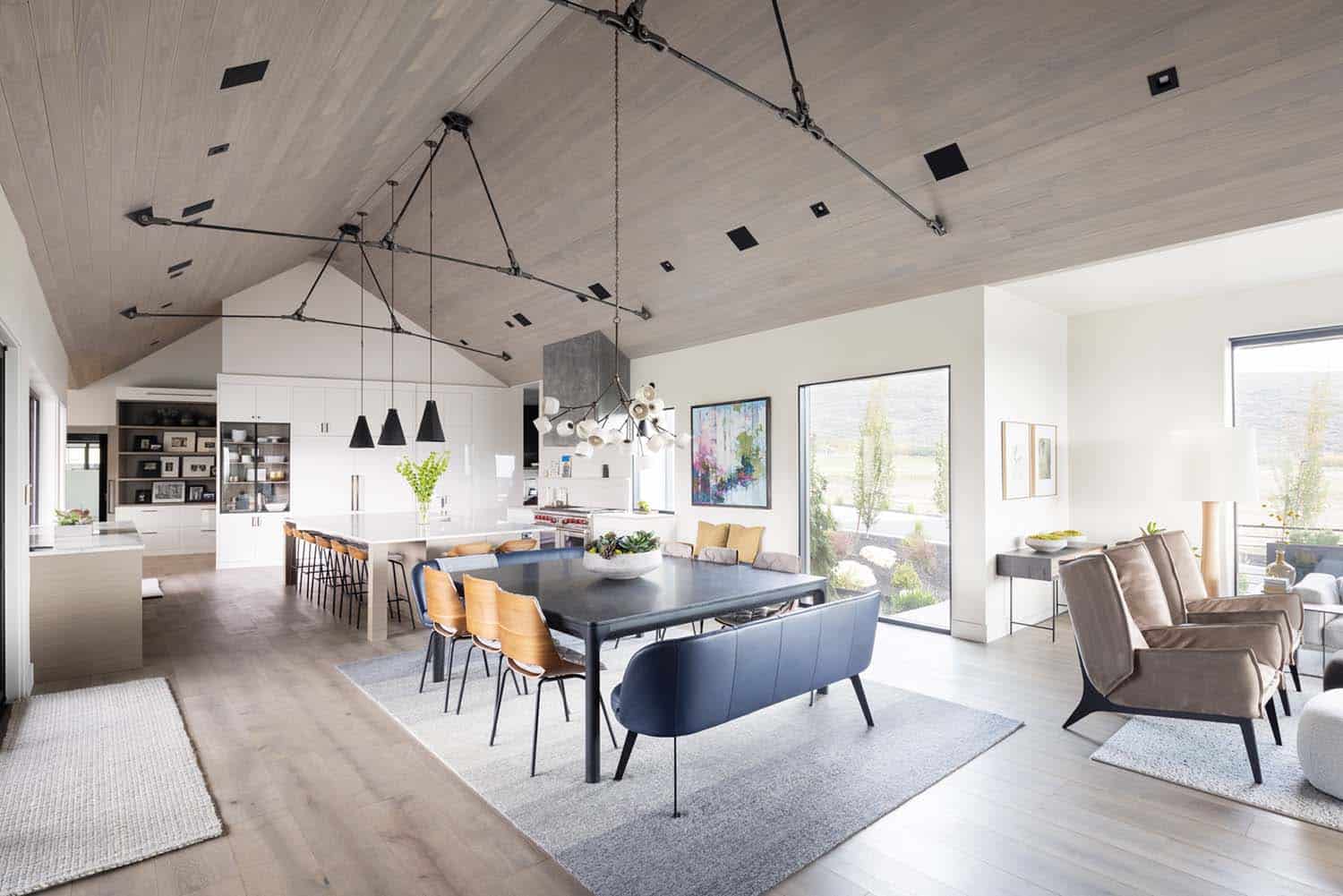 contemporary-great-room