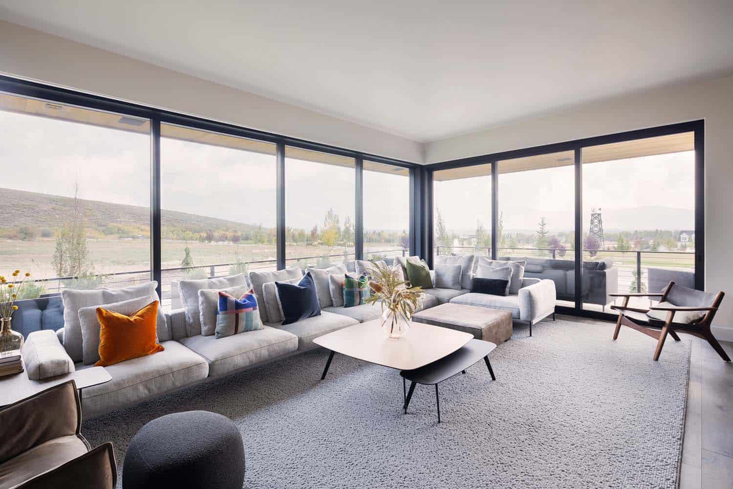 contemporary-living-room