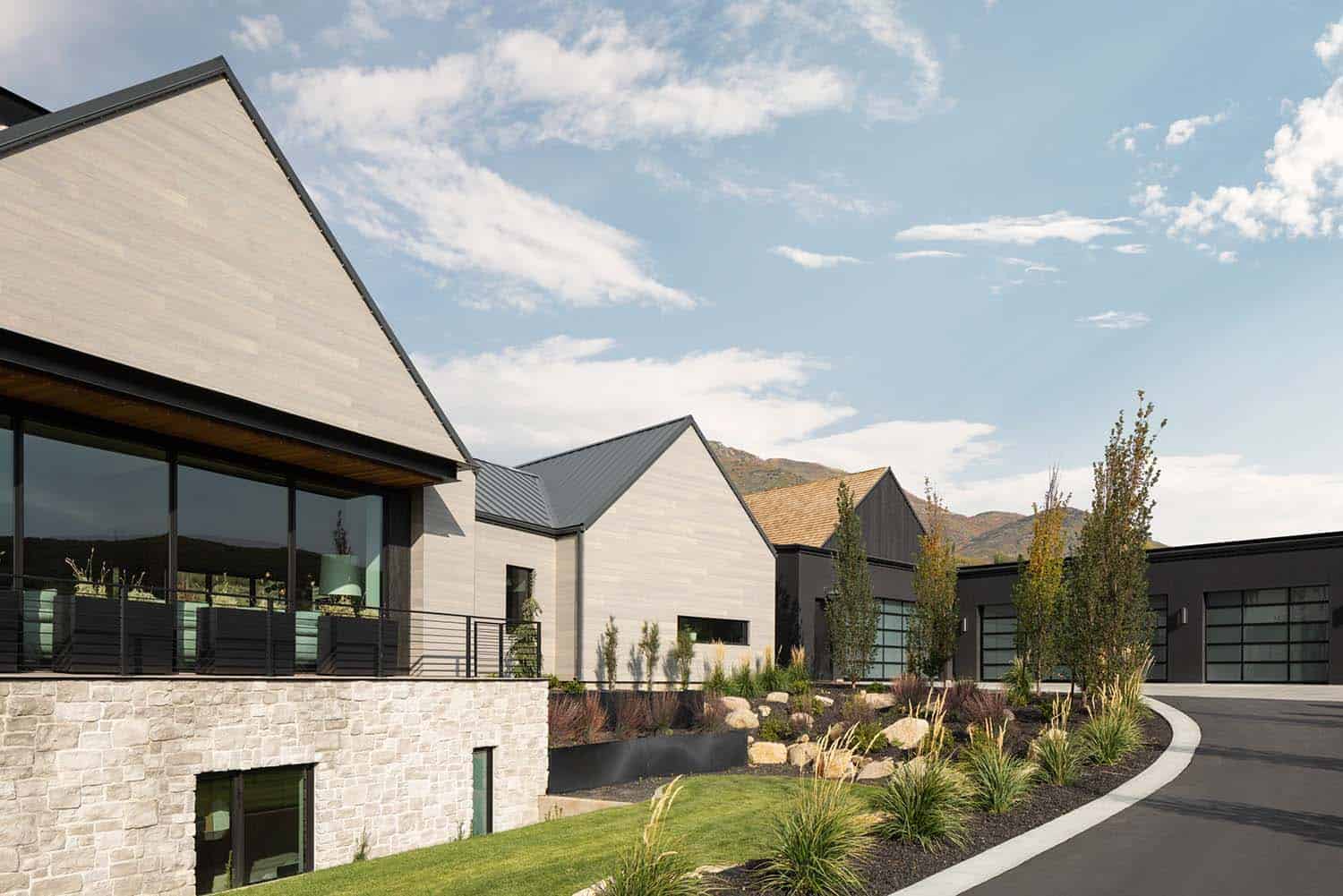 contemporary-mountain-home-exterior