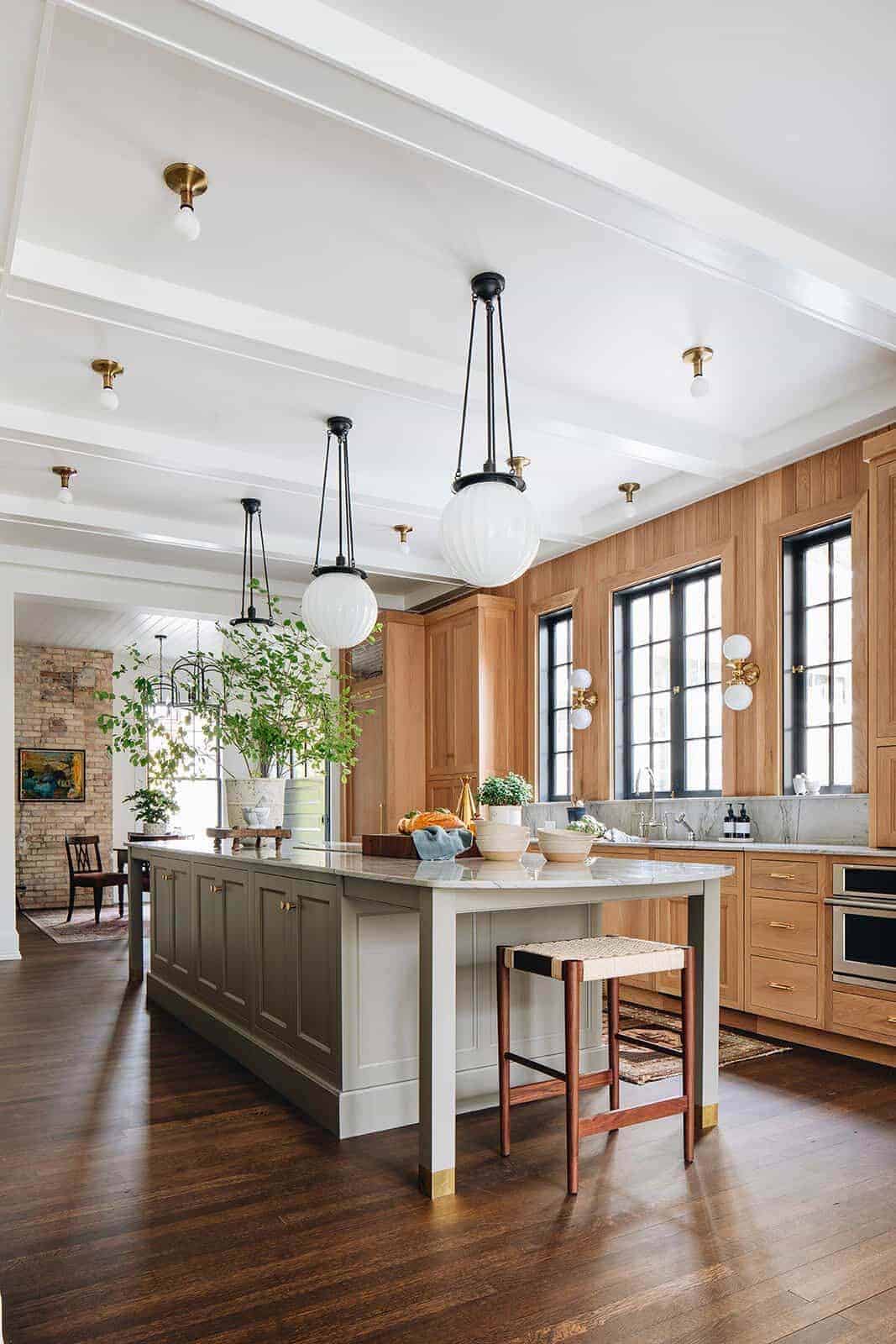 traditional-style-kitchen