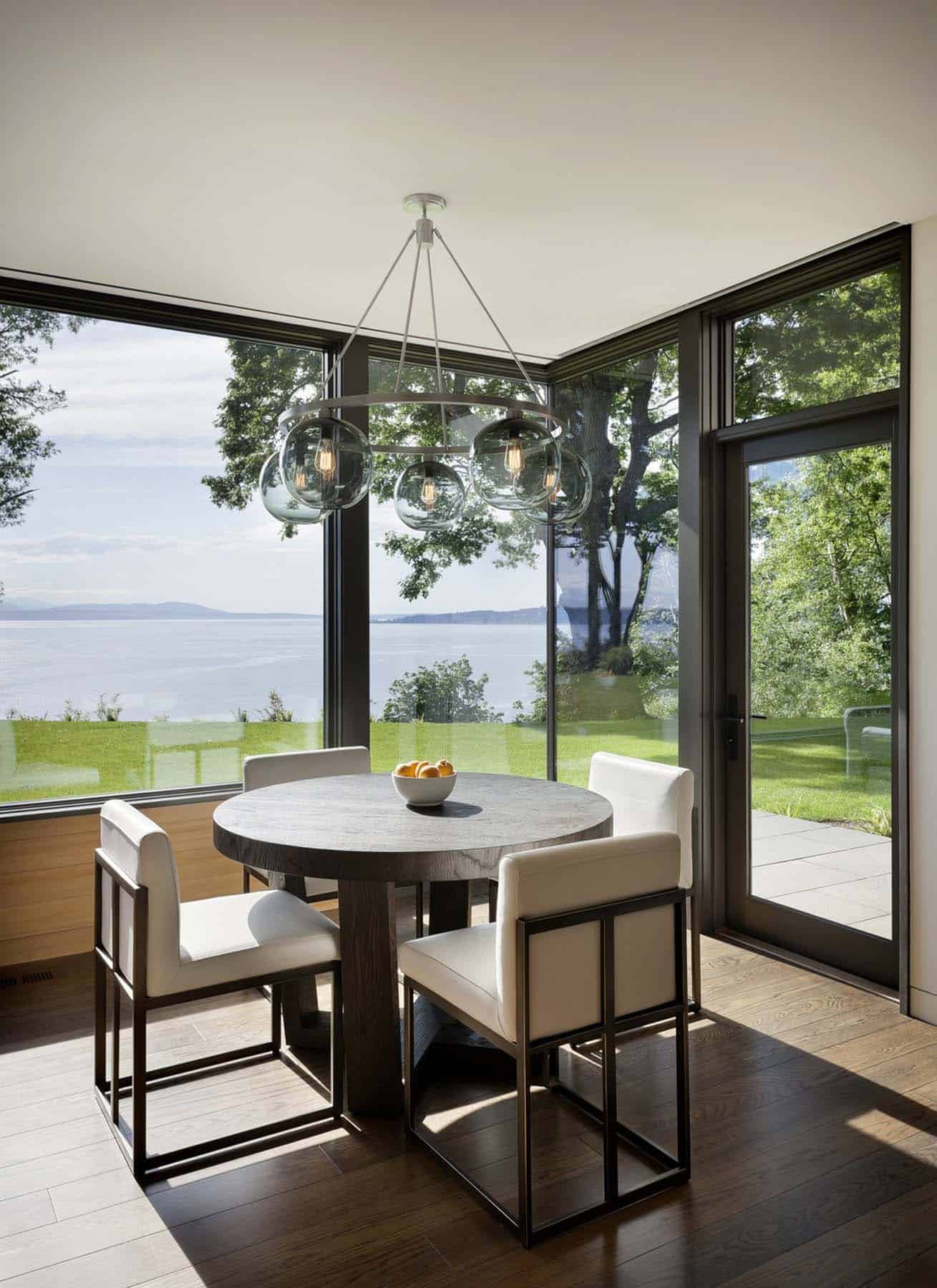 modern-farmhouse-dining-room