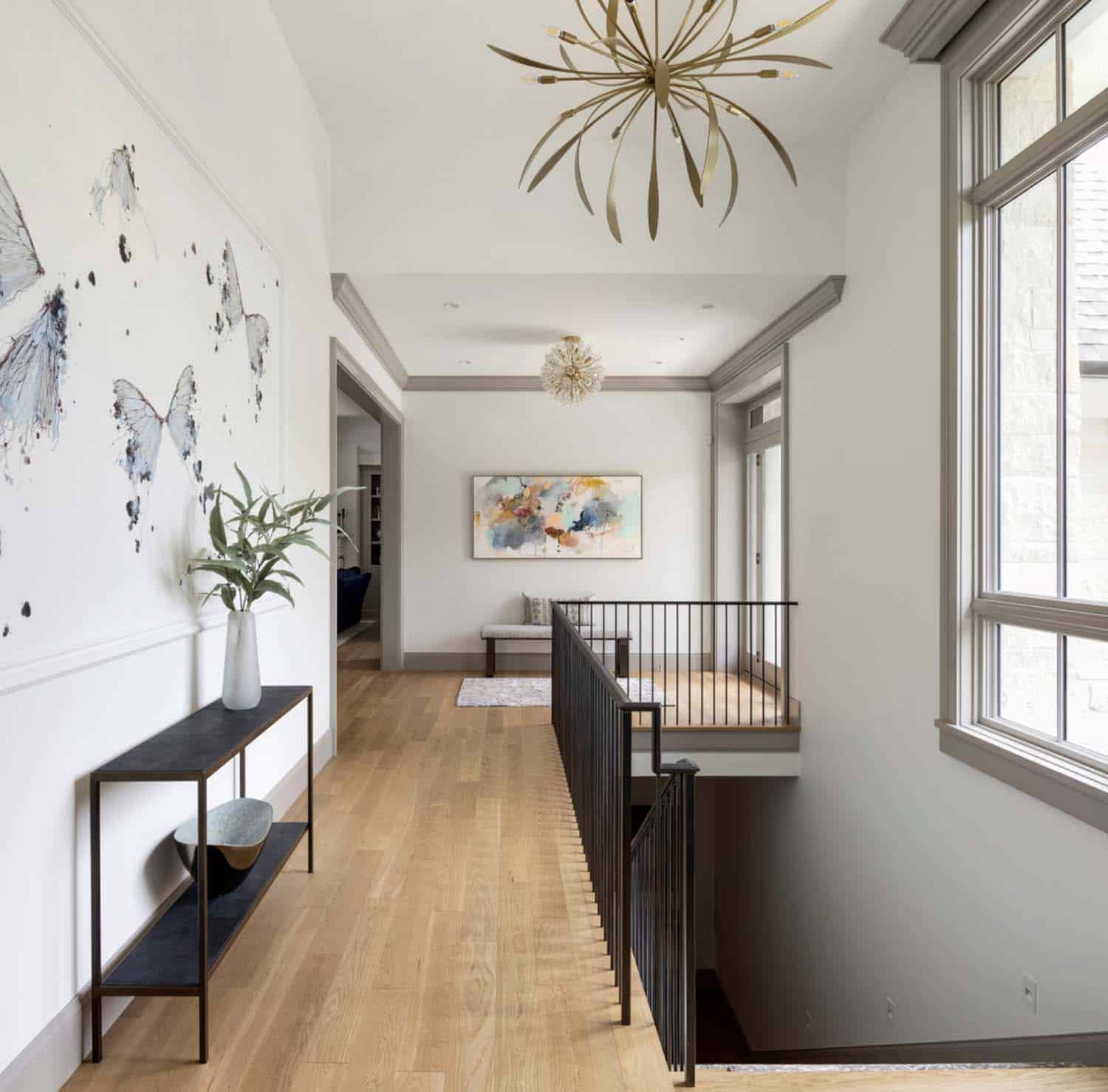contemporary-home-entry