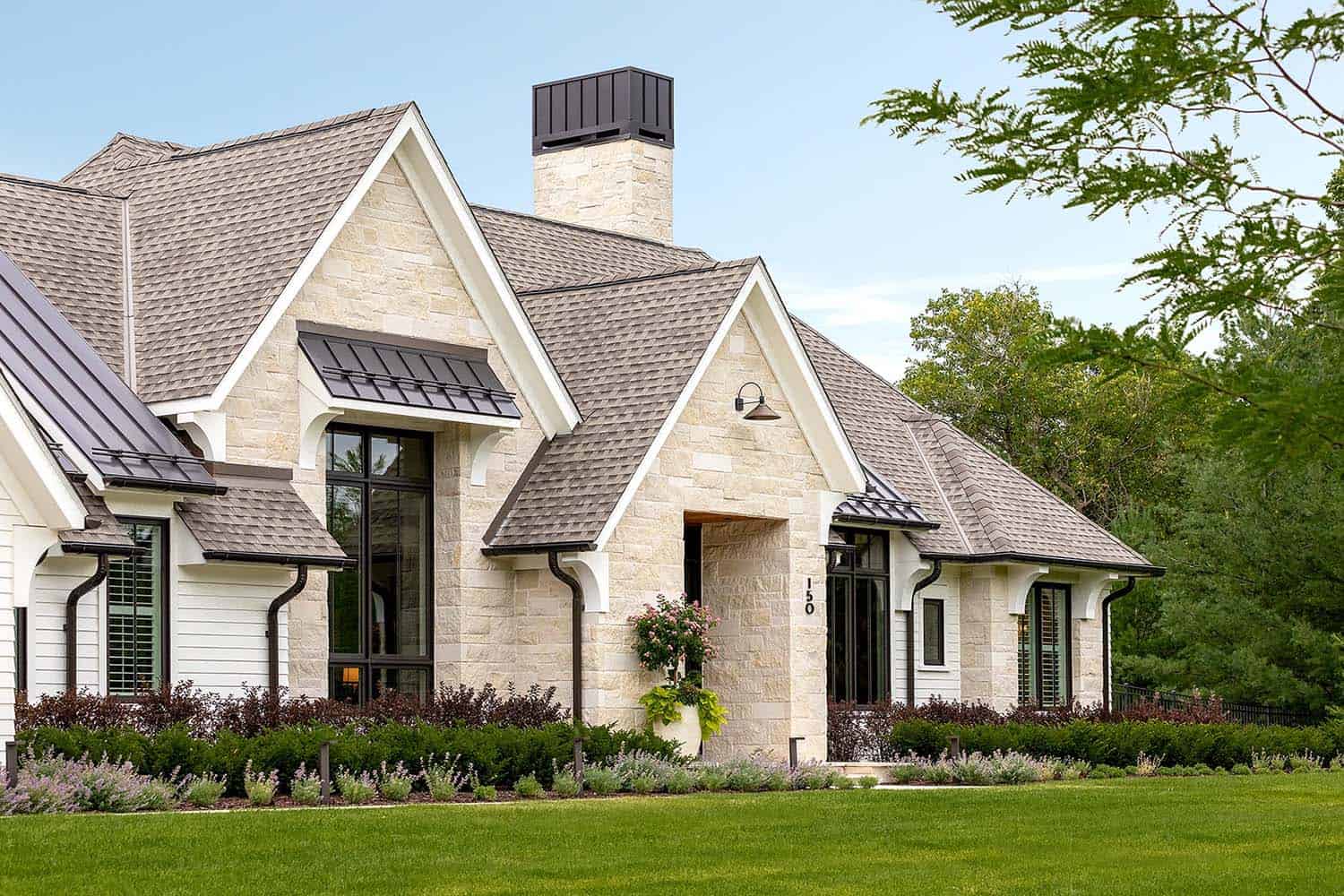 contemporary-home-exterior