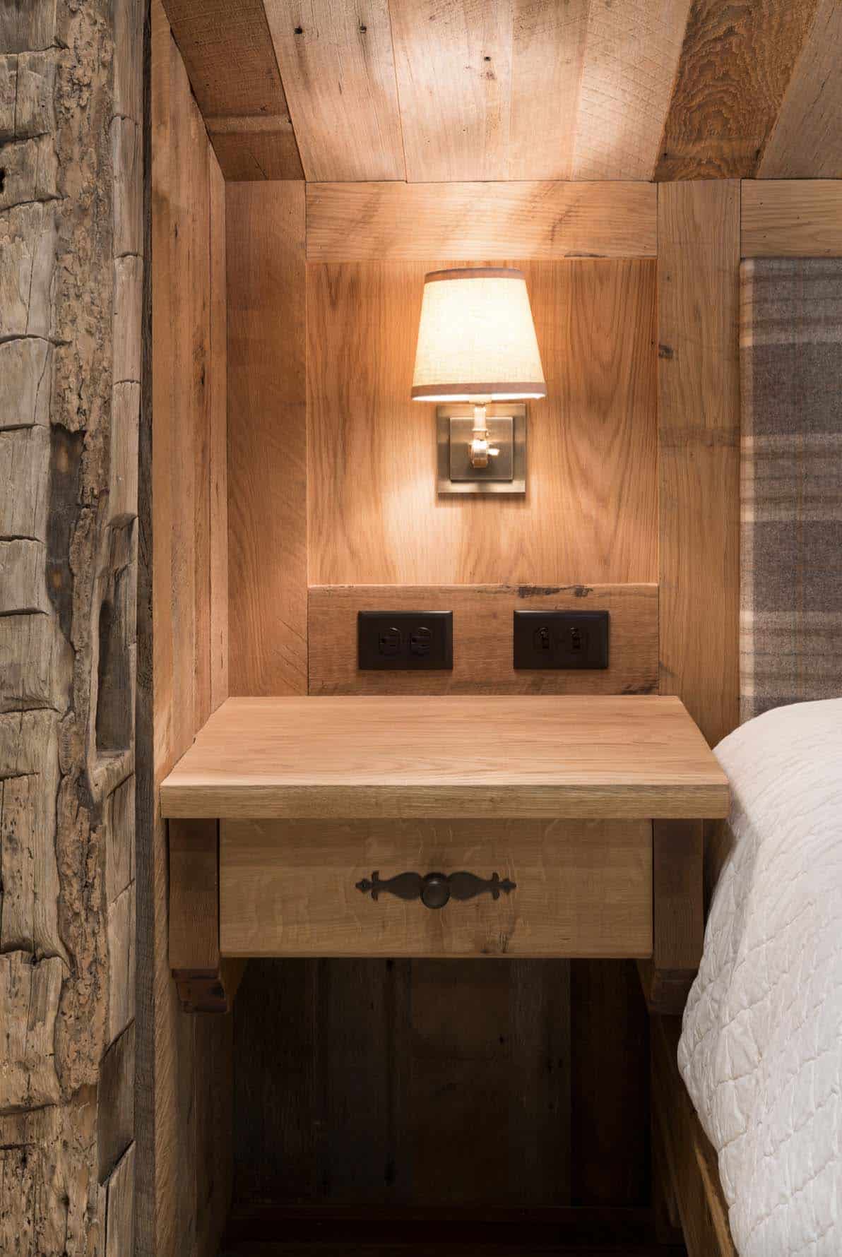 rustic-bedroom