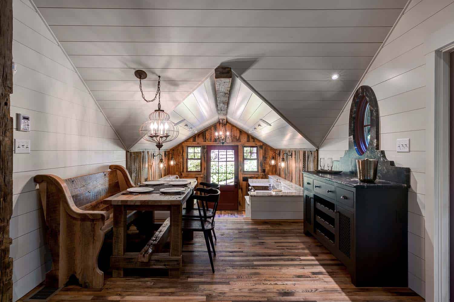 rustic-dining-room