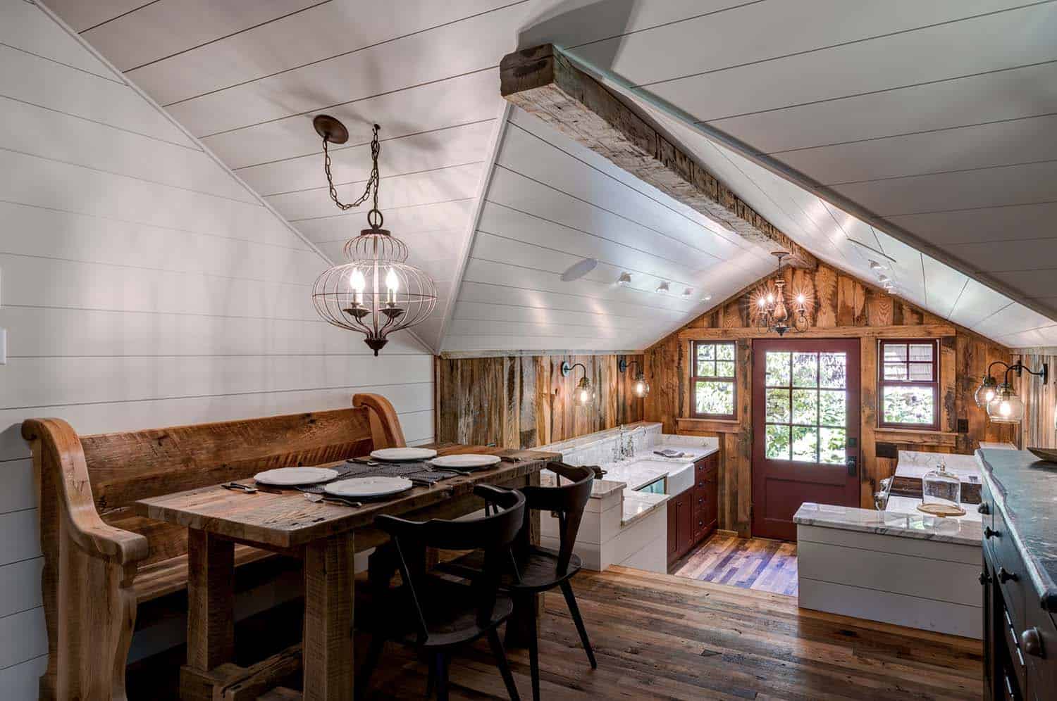 rustic-dining-room