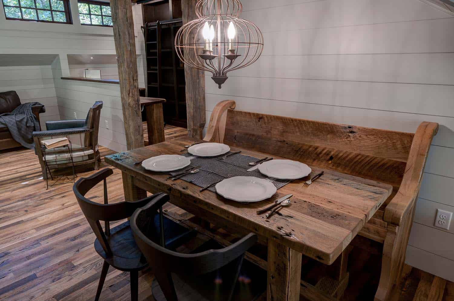 rustic-dining-room