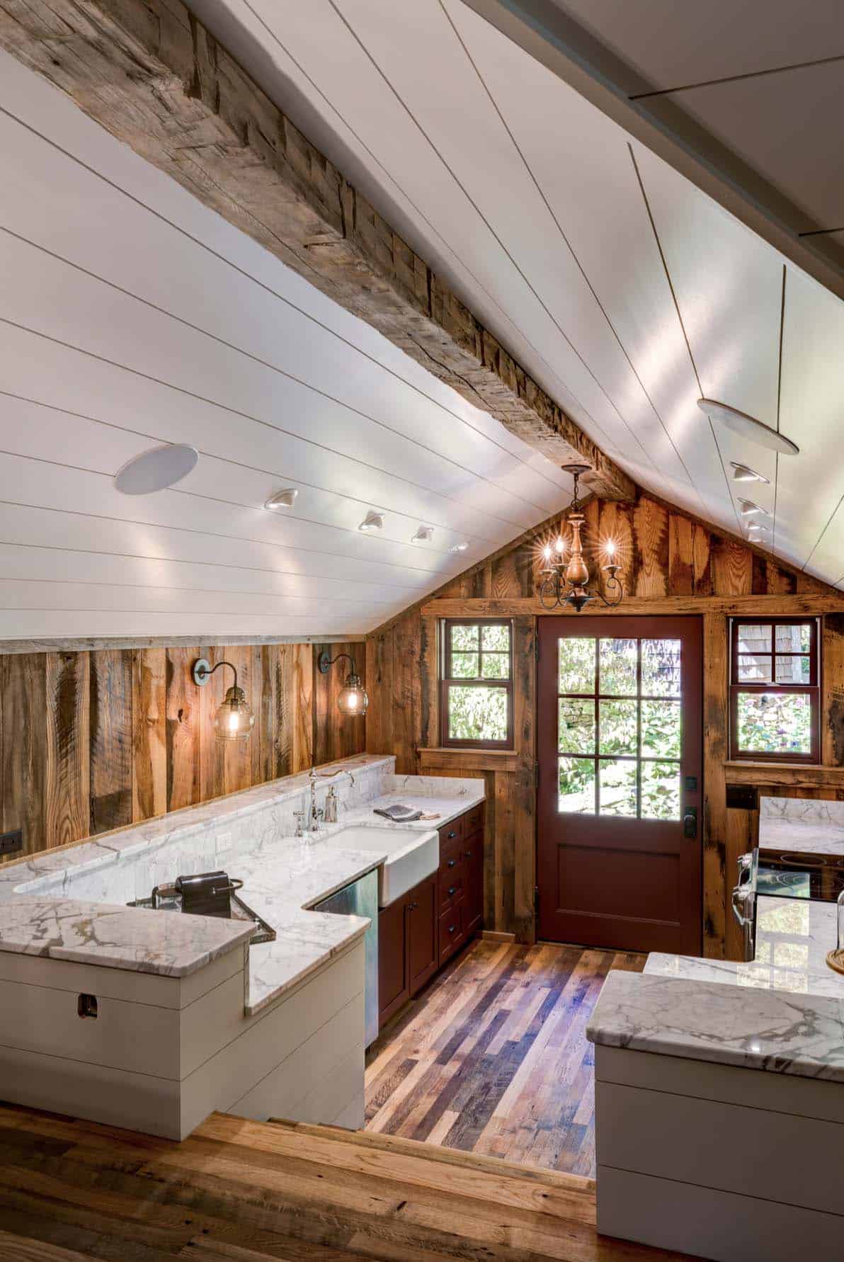 rustic-home-bar