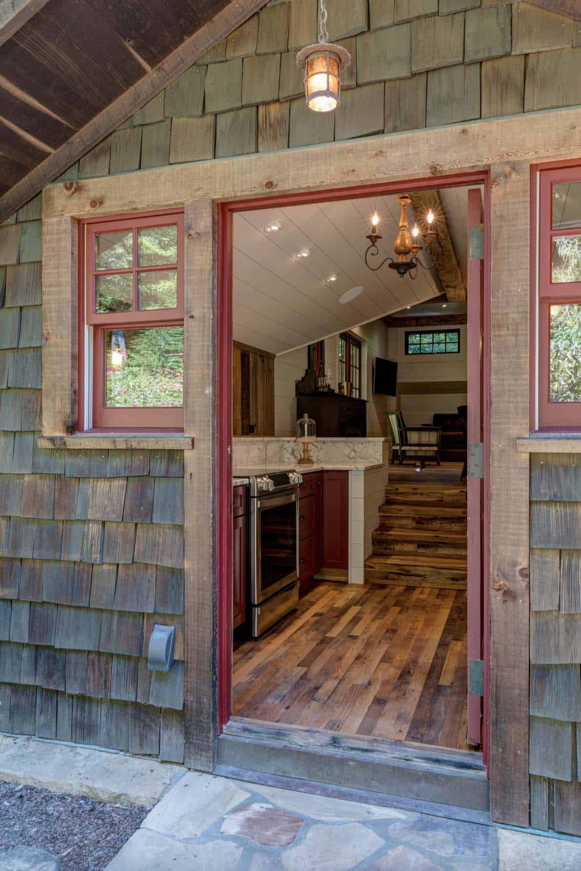 mountain-cottage-renovation-entry