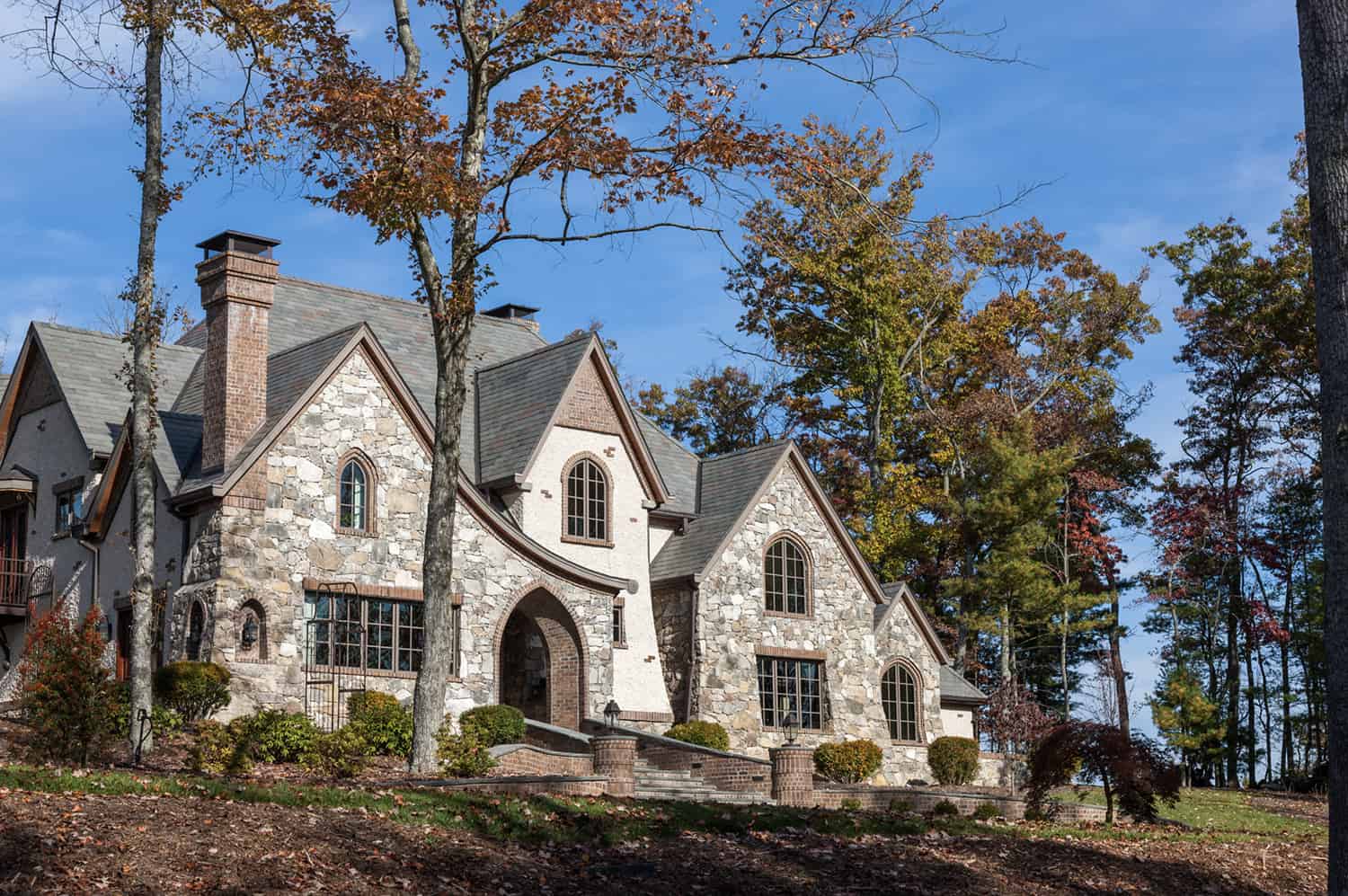traditional-home-exterior