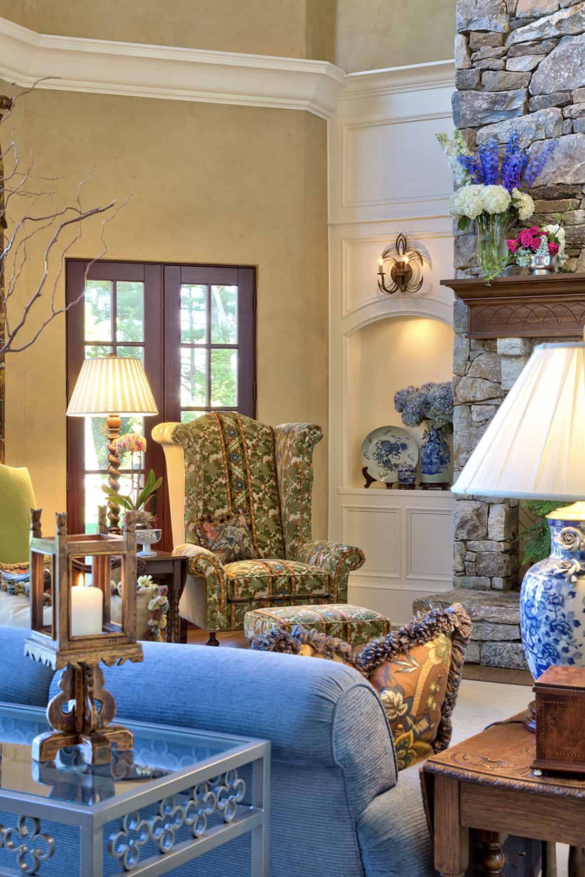 traditional-living-room