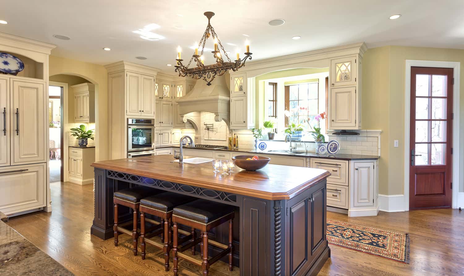 traditional-kitchen