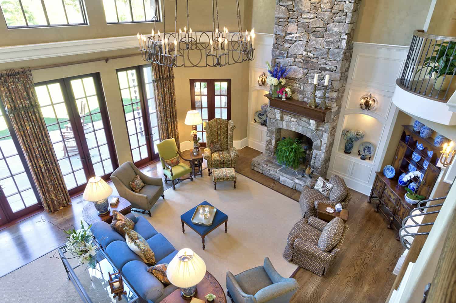 traditional-living-room