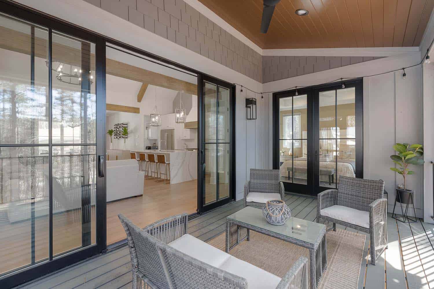 cottage-style-home-covered-patio