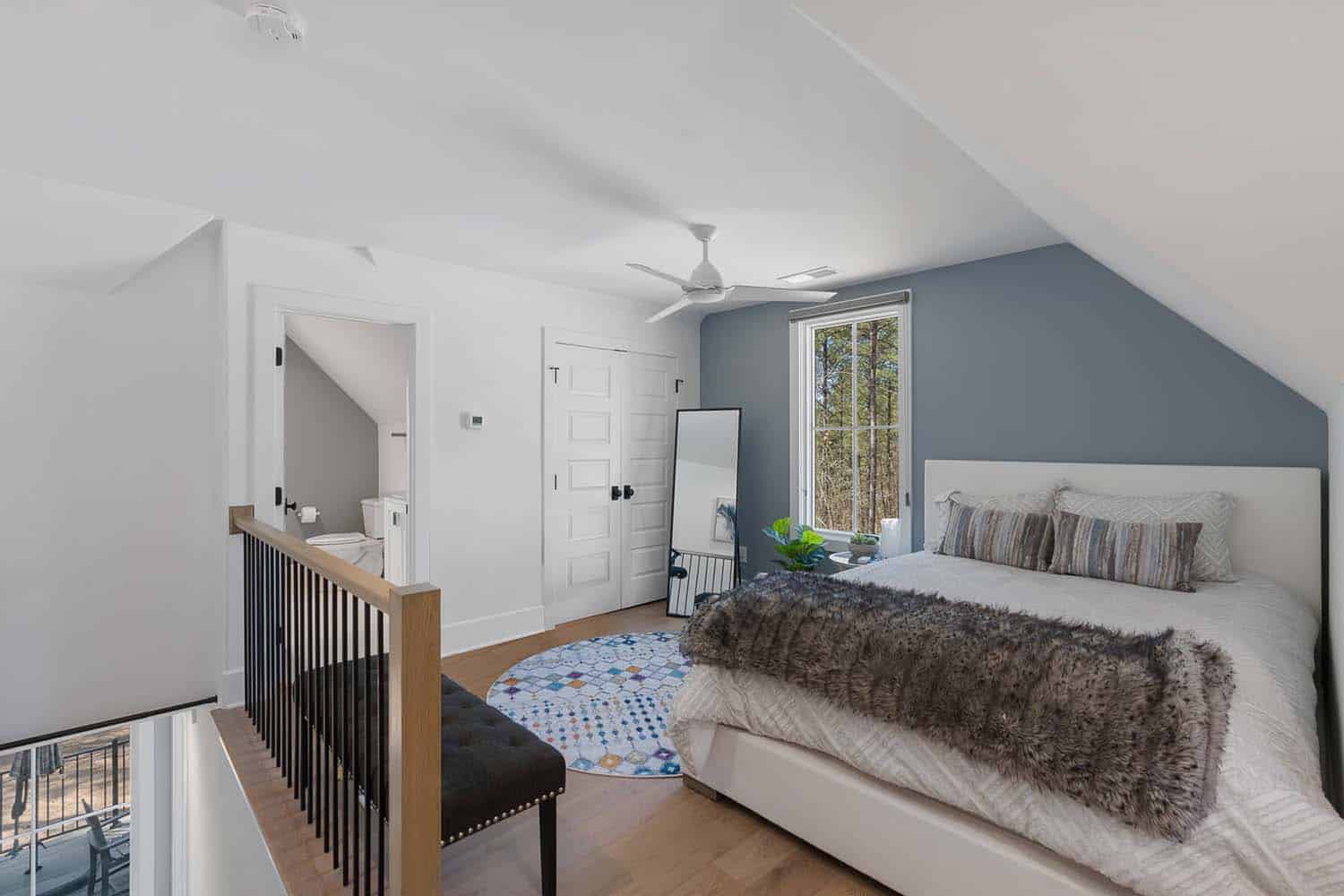 contemporary-upstairs-bedroom