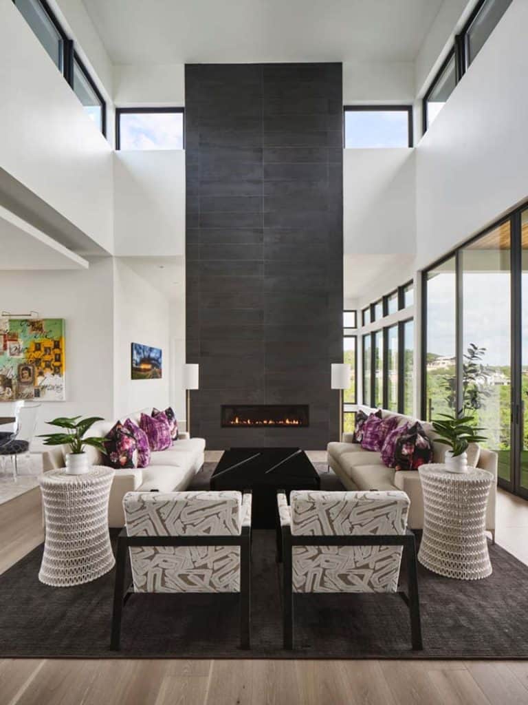 A modern yet welcoming house with downtown Austin skyline views