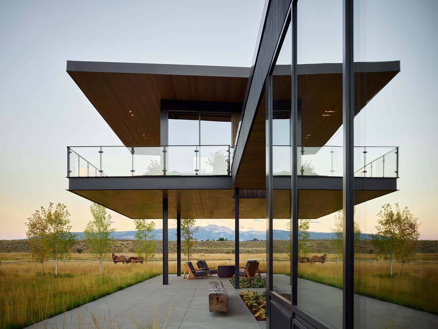 ranch-house-exterior