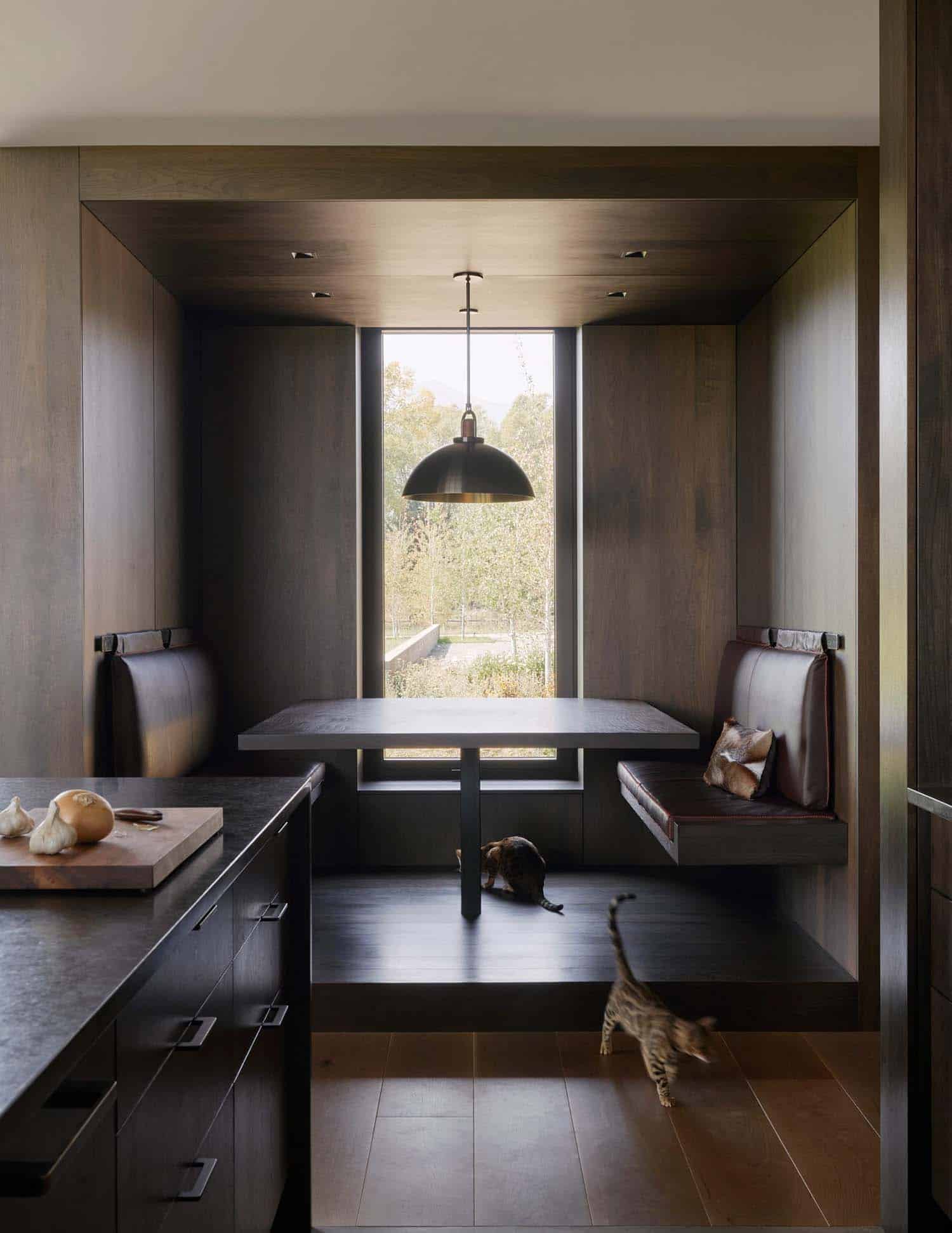 modern-kitchen-breakfast-nook